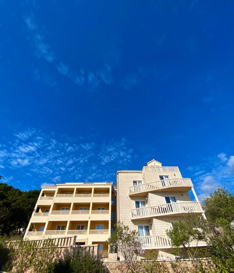 Hotel Villa Dzamonja Bol Exteriör bild